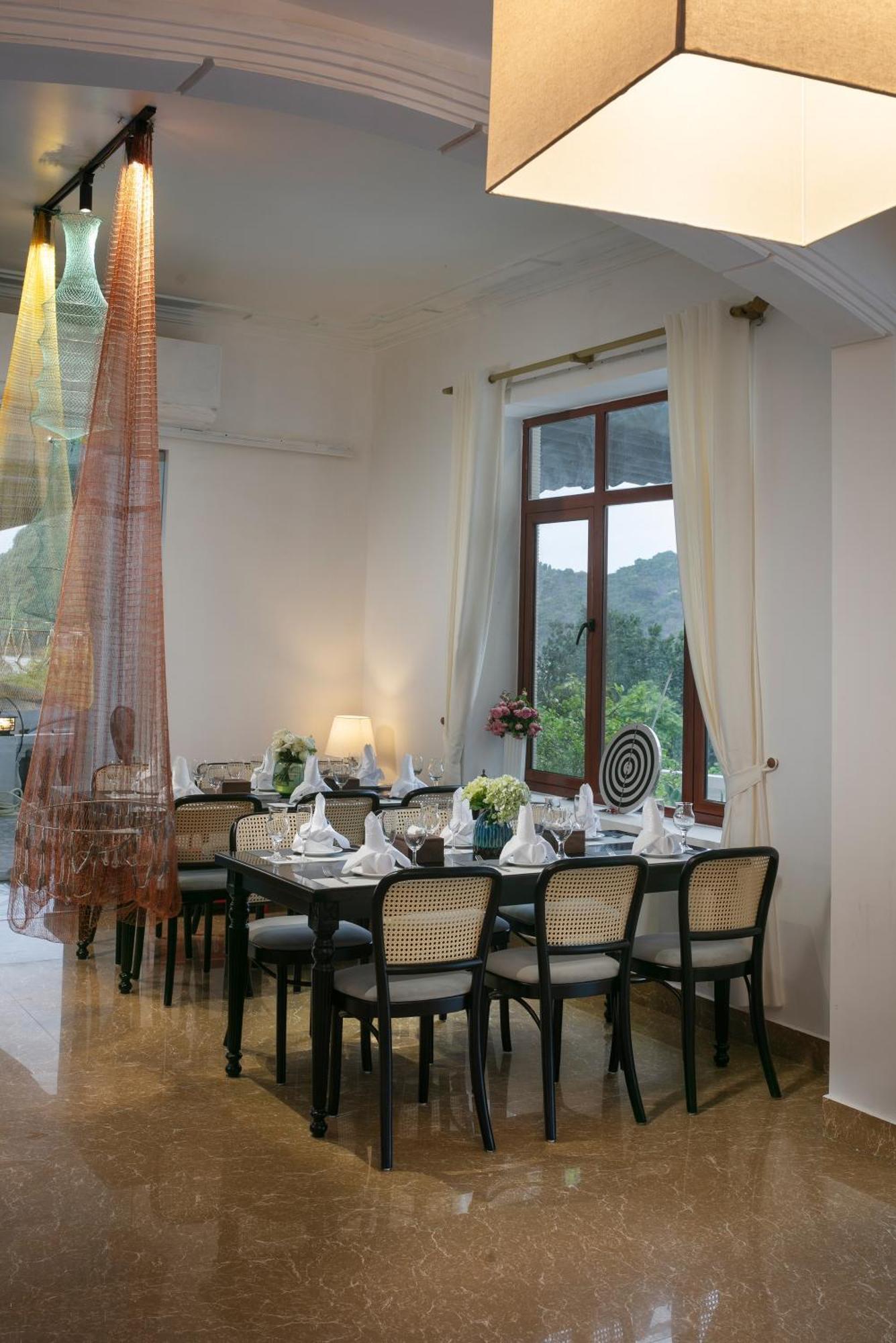 Maison Cat Ba Bay View Villa Chan Chau Exterior photo