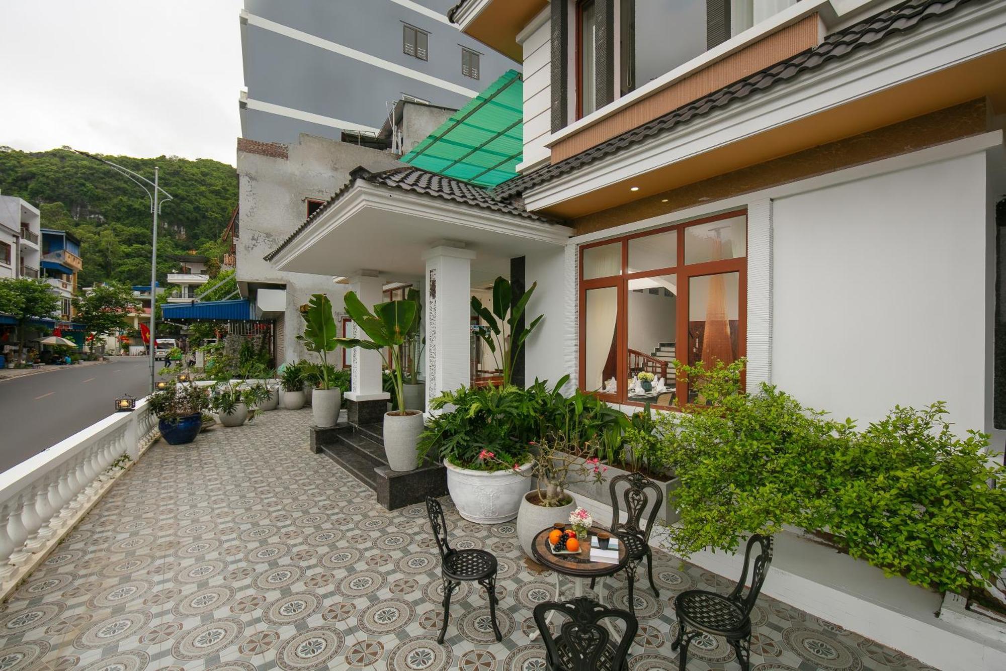 Maison Cat Ba Bay View Villa Chan Chau Exterior photo